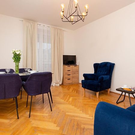 City Center Apartment Elektoralna By Noclegi Renters Varşova Dış mekan fotoğraf
