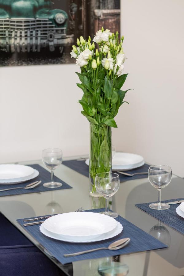 City Center Apartment Elektoralna By Noclegi Renters Varşova Dış mekan fotoğraf