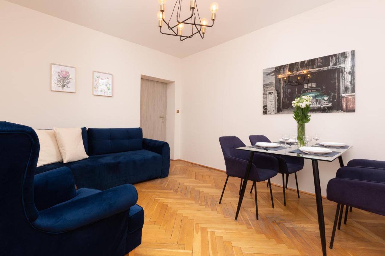 City Center Apartment Elektoralna By Noclegi Renters Varşova Dış mekan fotoğraf